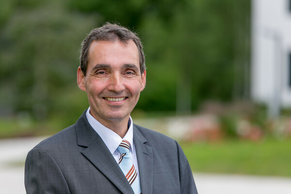 Profilbild von Prof. Dr.-Ing. Christian Busch
